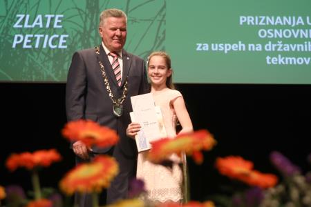 ZLATE PETICE 48 FOTO LJUBO VUKELIČ